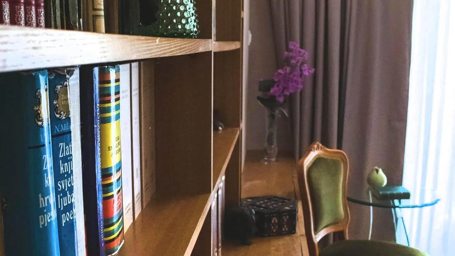 Luxury Suite Jasmin-Two Bedroom Suite With Hot Tub Split